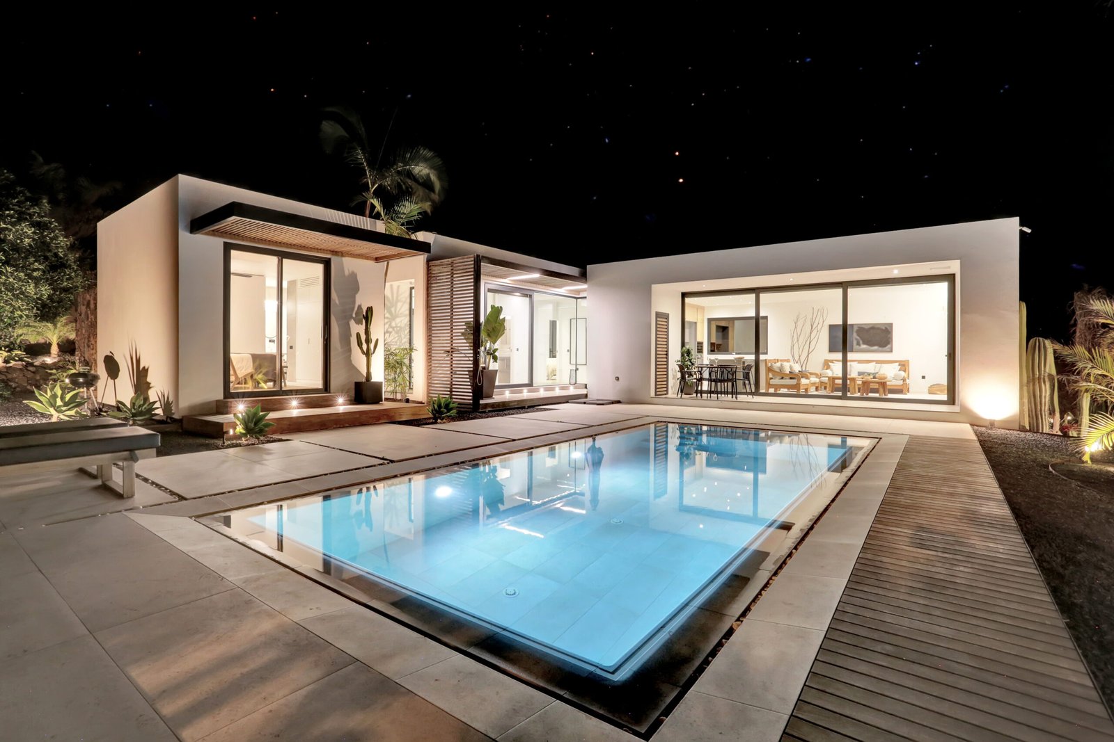 Villa BF · Luxury Wellness Villa • Private Pool